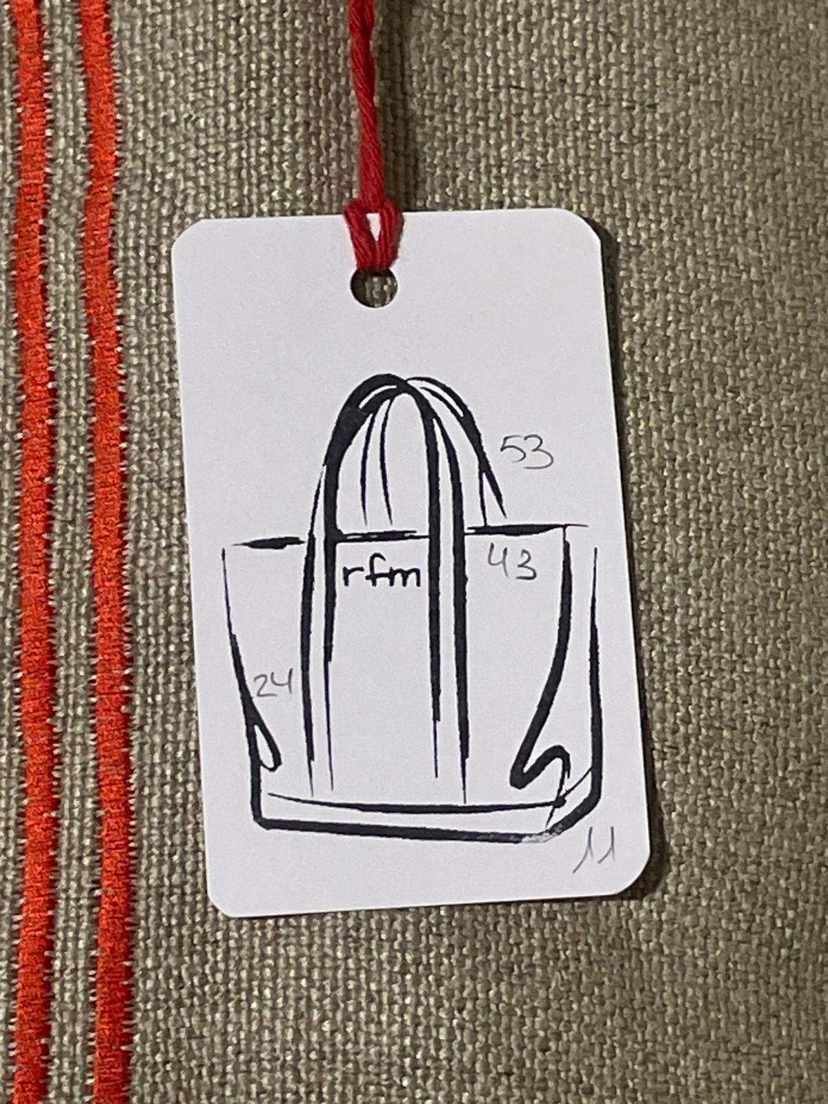 bolso lino gris con bordados naranja - Imagen 2