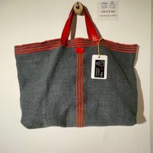 bolso lino gris con bordados rojos