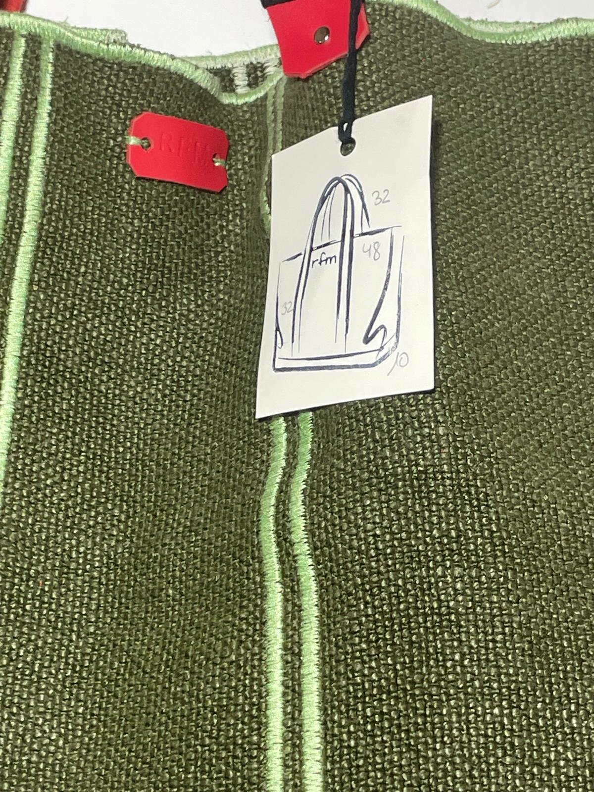 bolso lino verde con bordados verde lima - Imagen 2