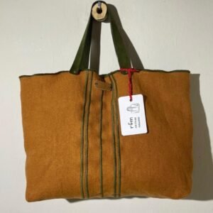 bolso lino mostaza con bordados verdes