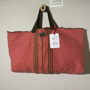 bolso lino rosa con bordados kaki