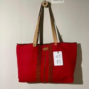 bolso algodón rojo con bordados kaki