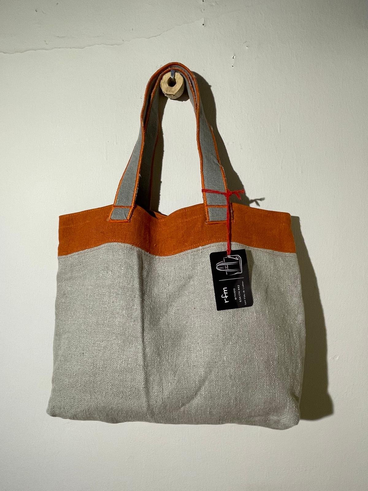 bolso lino gris y naranja combinado