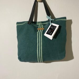 bolso lino verde con bordados verdes