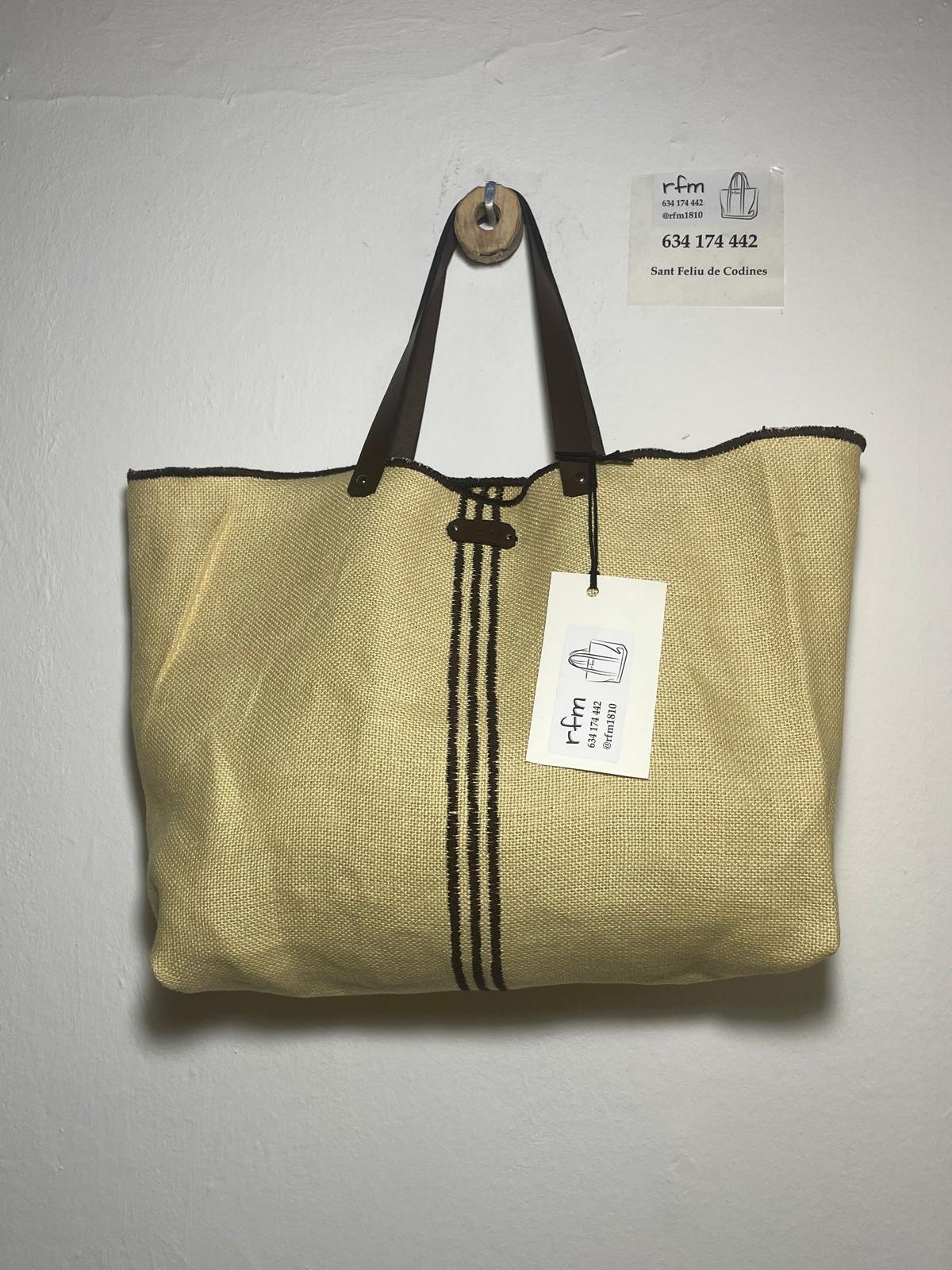 bolso lino beig con bordados marrones