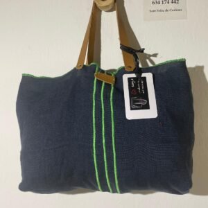 bolso lino azul con bordados verdes