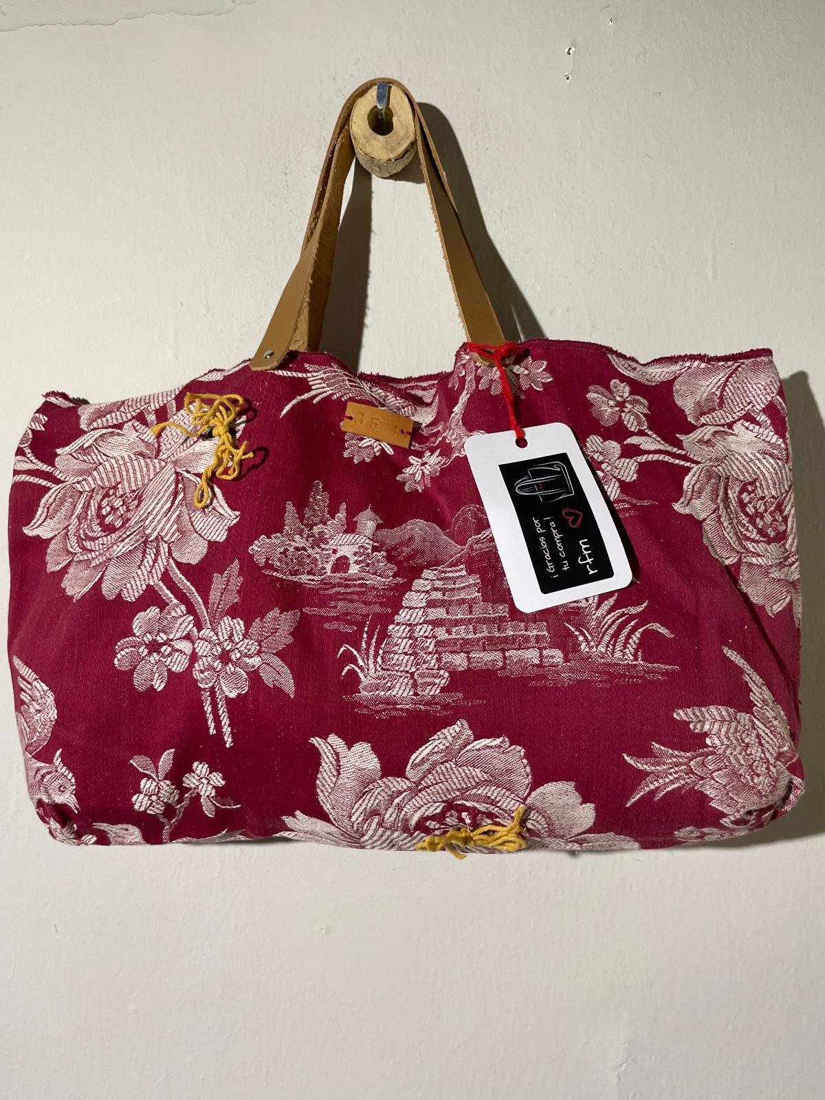 bolso algodón tela colchonera con bordados burdeos