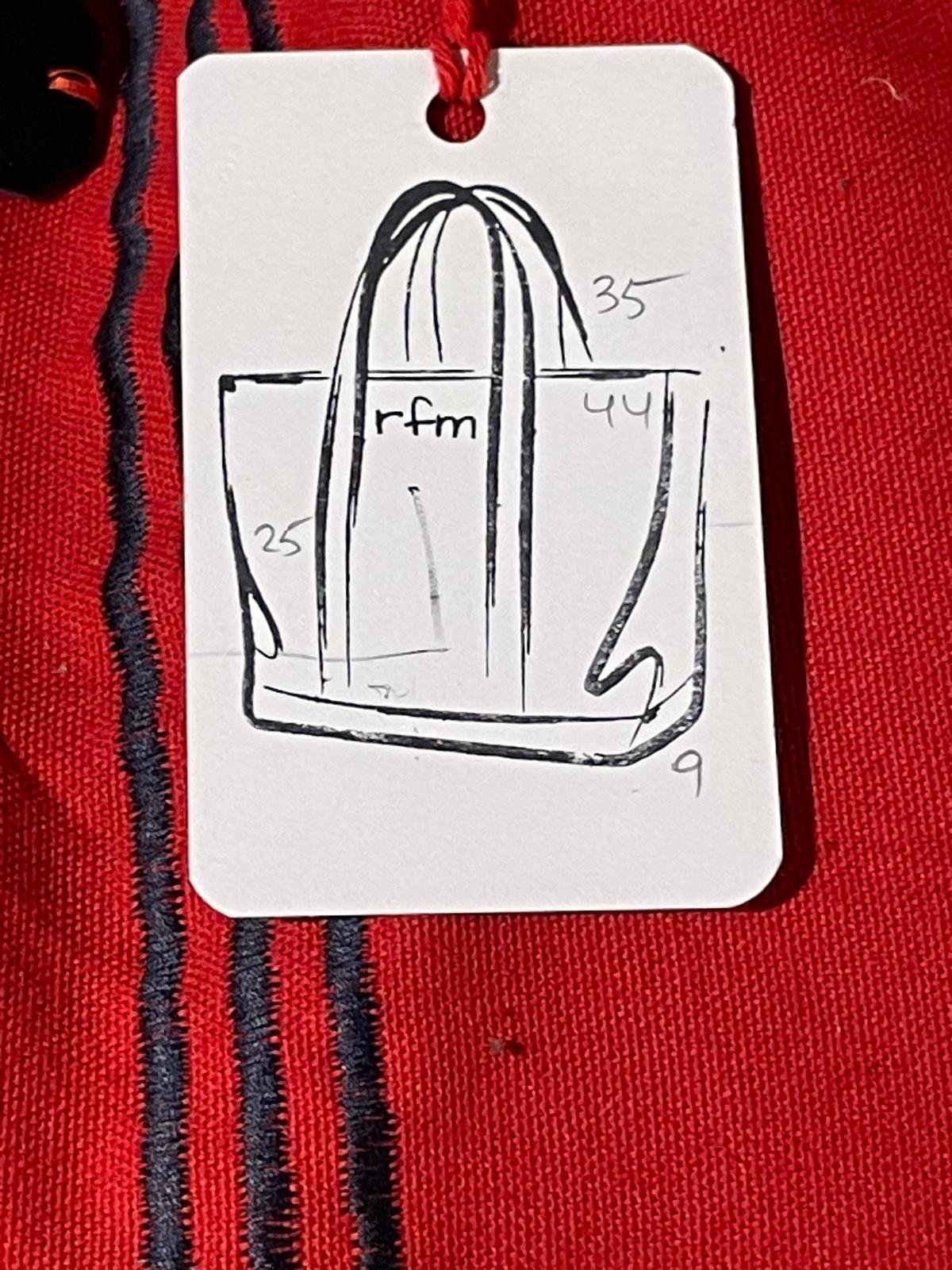 bolso algodón rojo con bordados azules - Imagen 2