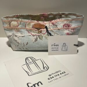 neceser de lino estampado flores con bordados