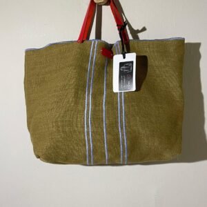 bolso lino verde con bordados azul