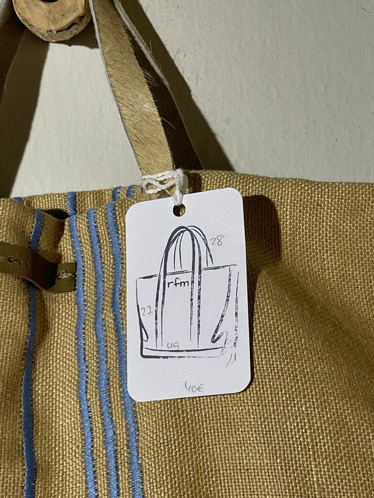 bolso lino beig bordados azul cielo - Imagen 2