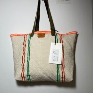 bolso lino beig con bordados naranja